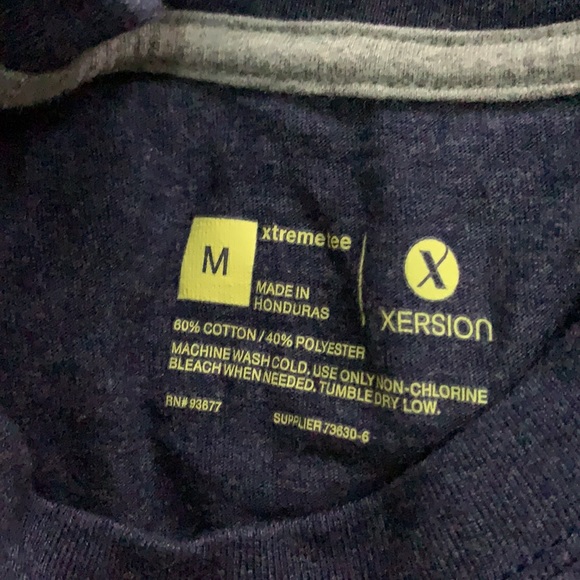 Pick one Like new xersion men T-shirt - Picture 3 of 5